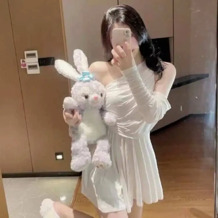 经典古装剧情片《王的男人》李准基绝美登场：民间戏子卷入残酷宫廷内斗，悲情落幕