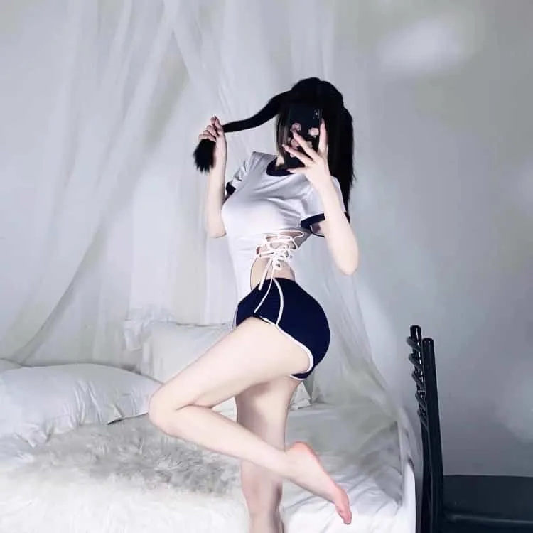 【恶女大女主】《黑色皮革手册》武井咲/米仓凉子版：银行女职员利用高官黑料逆袭成银座妈妈桑