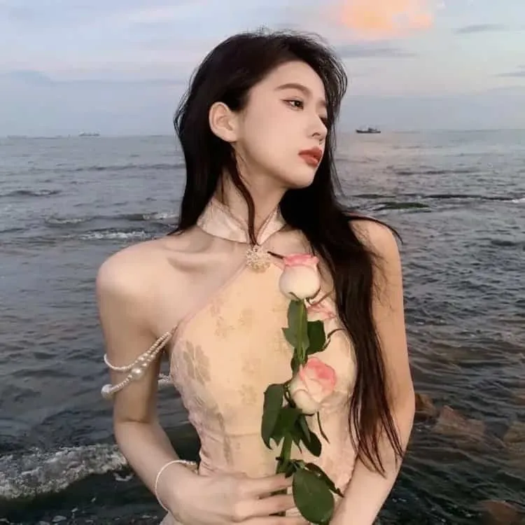 【高分伦理】《砂之女》超清修复在线观看：被困在沙谷里被迫与寡妇交配繁衍的昆虫学家，绝望的生存隐喻